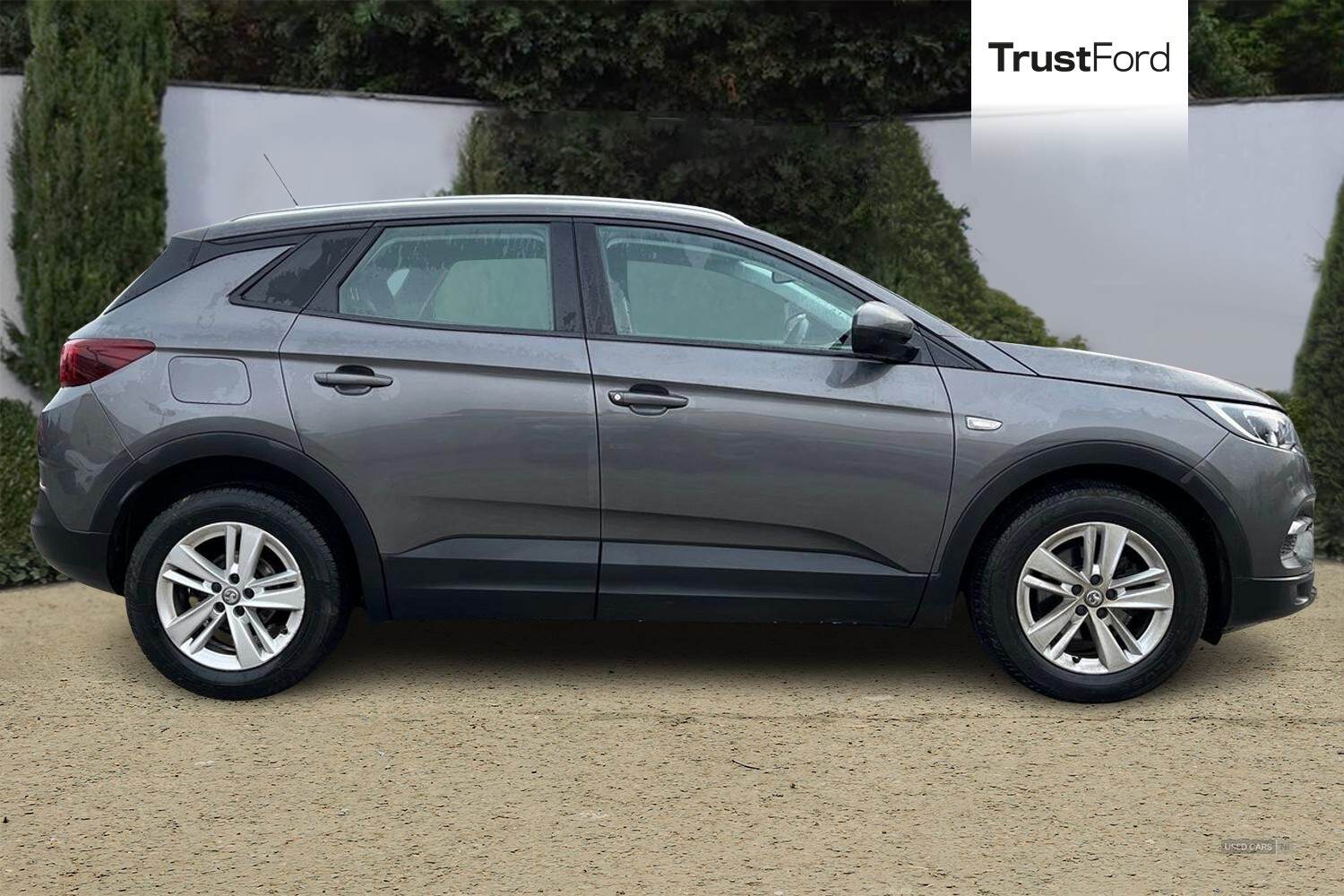Dec 2019 Vauxhall Grandland X 1.5 Turbo D SE 5dr