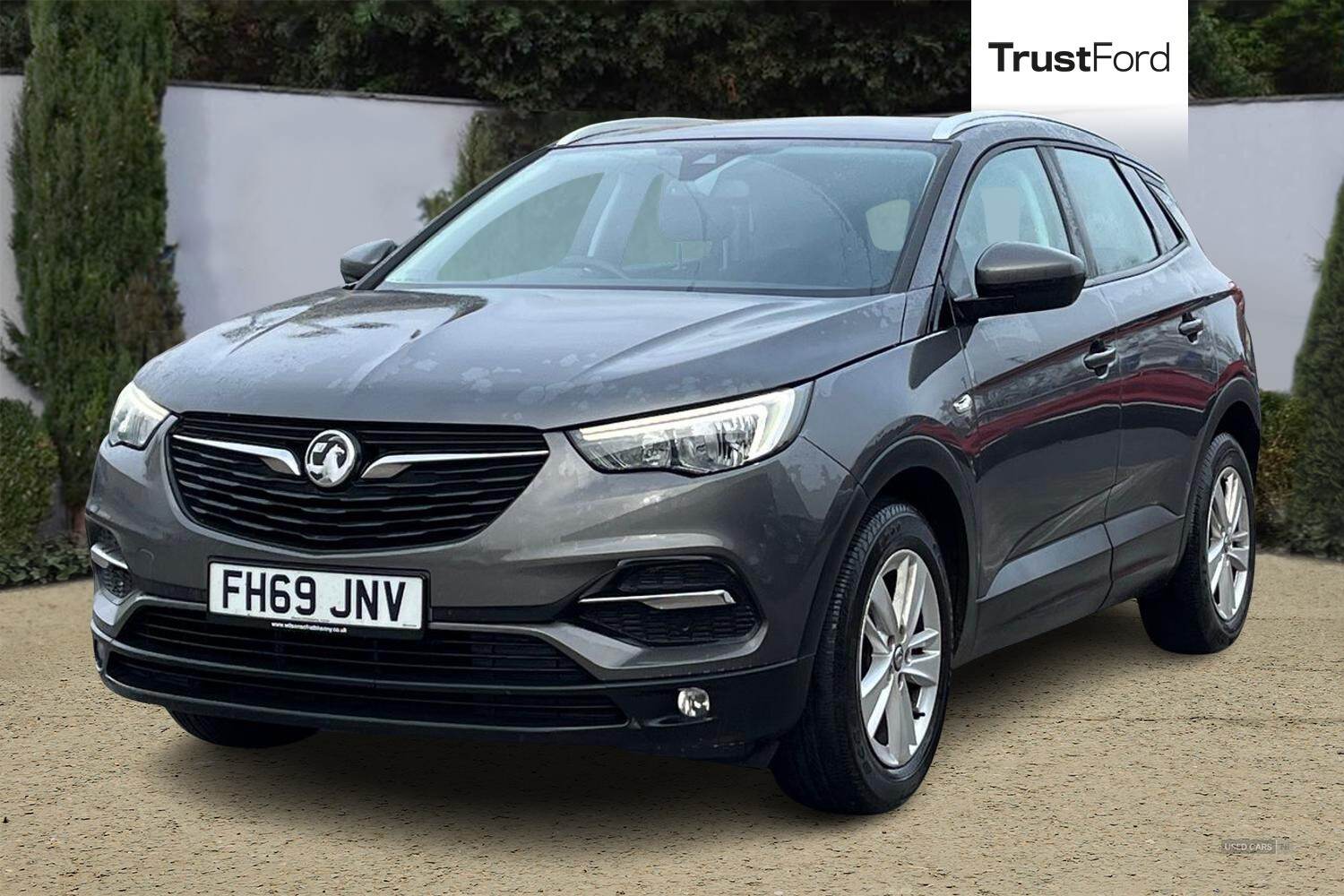 Dec 2019 Vauxhall Grandland X 1.5 Turbo D SE 5dr