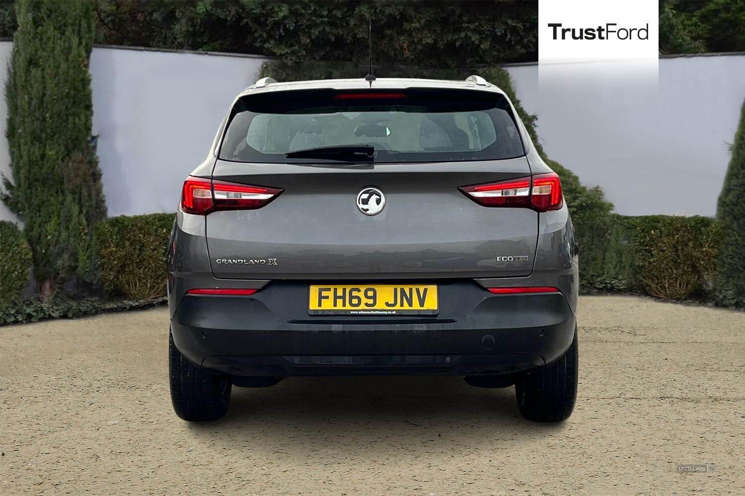 Dec 2019 Vauxhall Grandland X 1.5 Turbo D SE 5dr