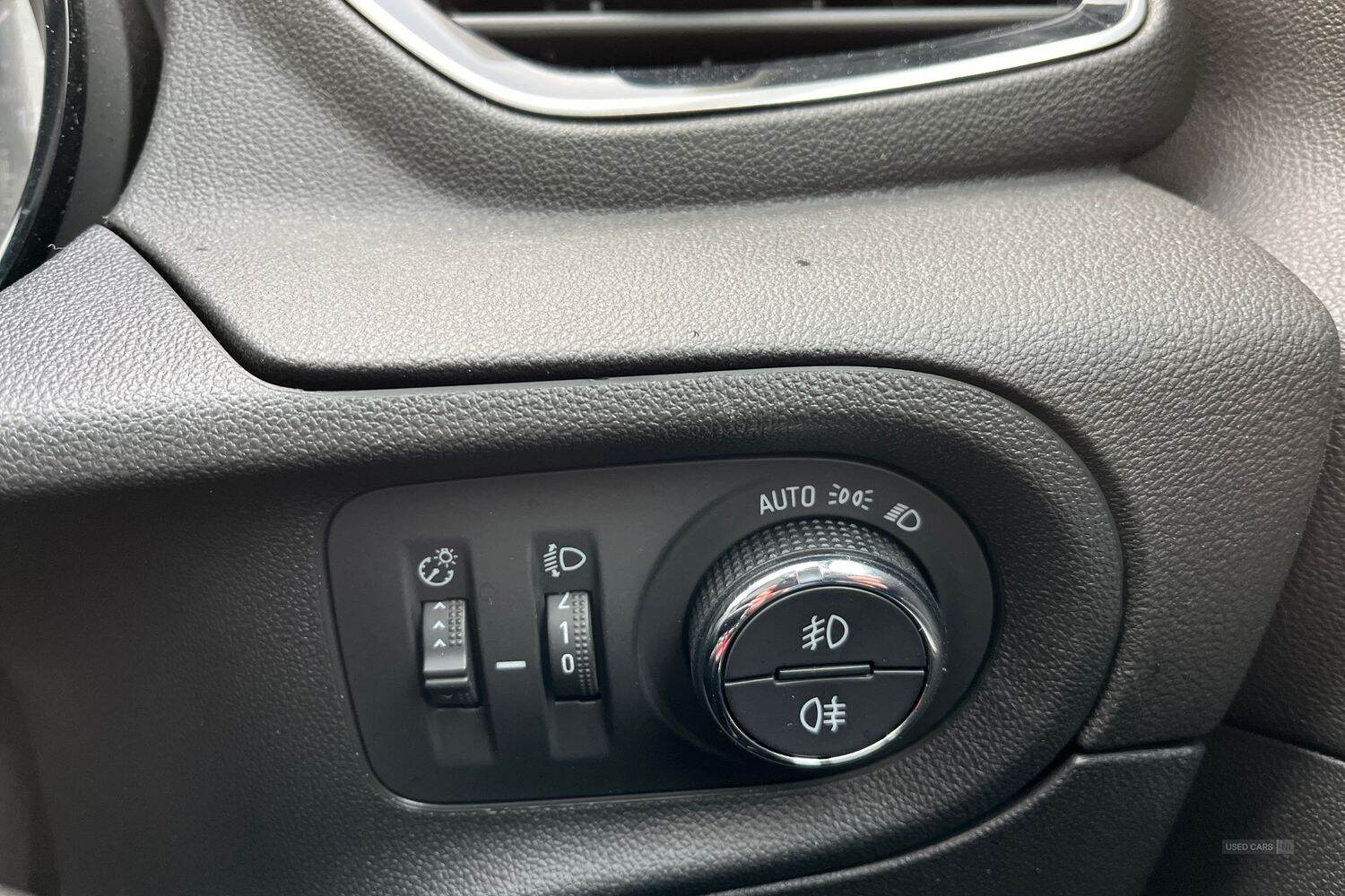Dec 2019 Vauxhall Grandland X 1.5 Turbo D SE 5dr