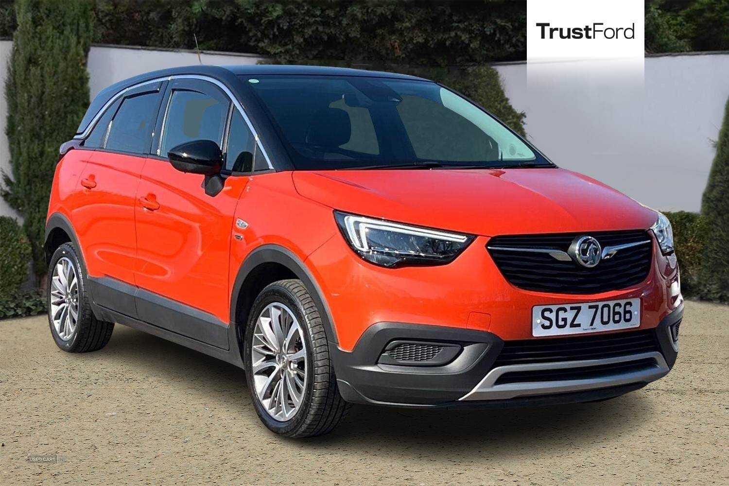 Oct 2020 Vauxhall Crossland X 1.2T [110] Griffin 5dr [6 Spd] [Start Stop]