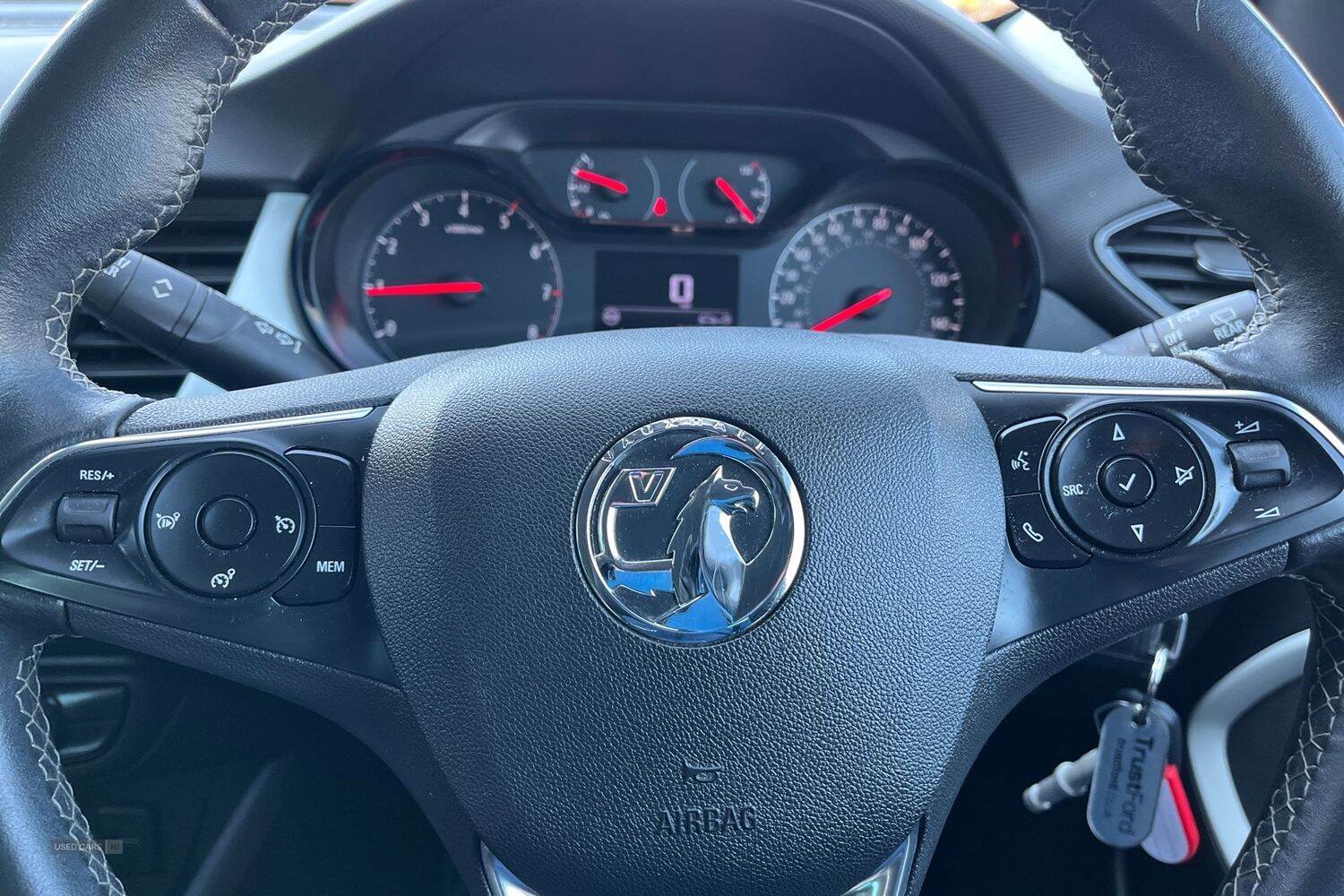 Oct 2020 Vauxhall Crossland X 1.2T [110] Griffin 5dr [6 Spd] [Start Stop]