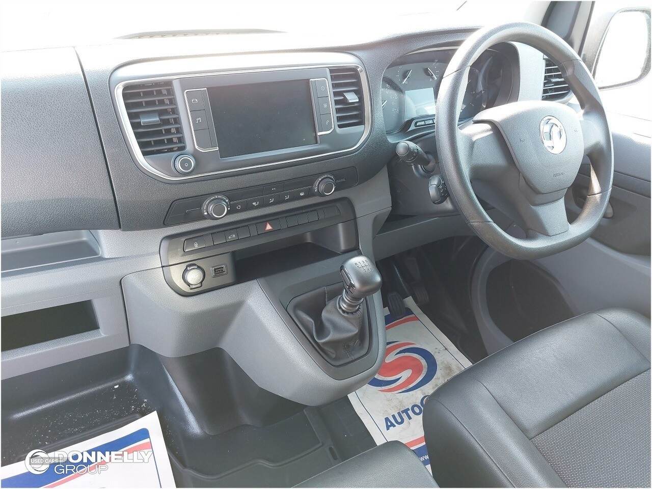 Mar 2022 Vauxhall Vivaro 2900 1.5d 100PS Dynamic H1 Van