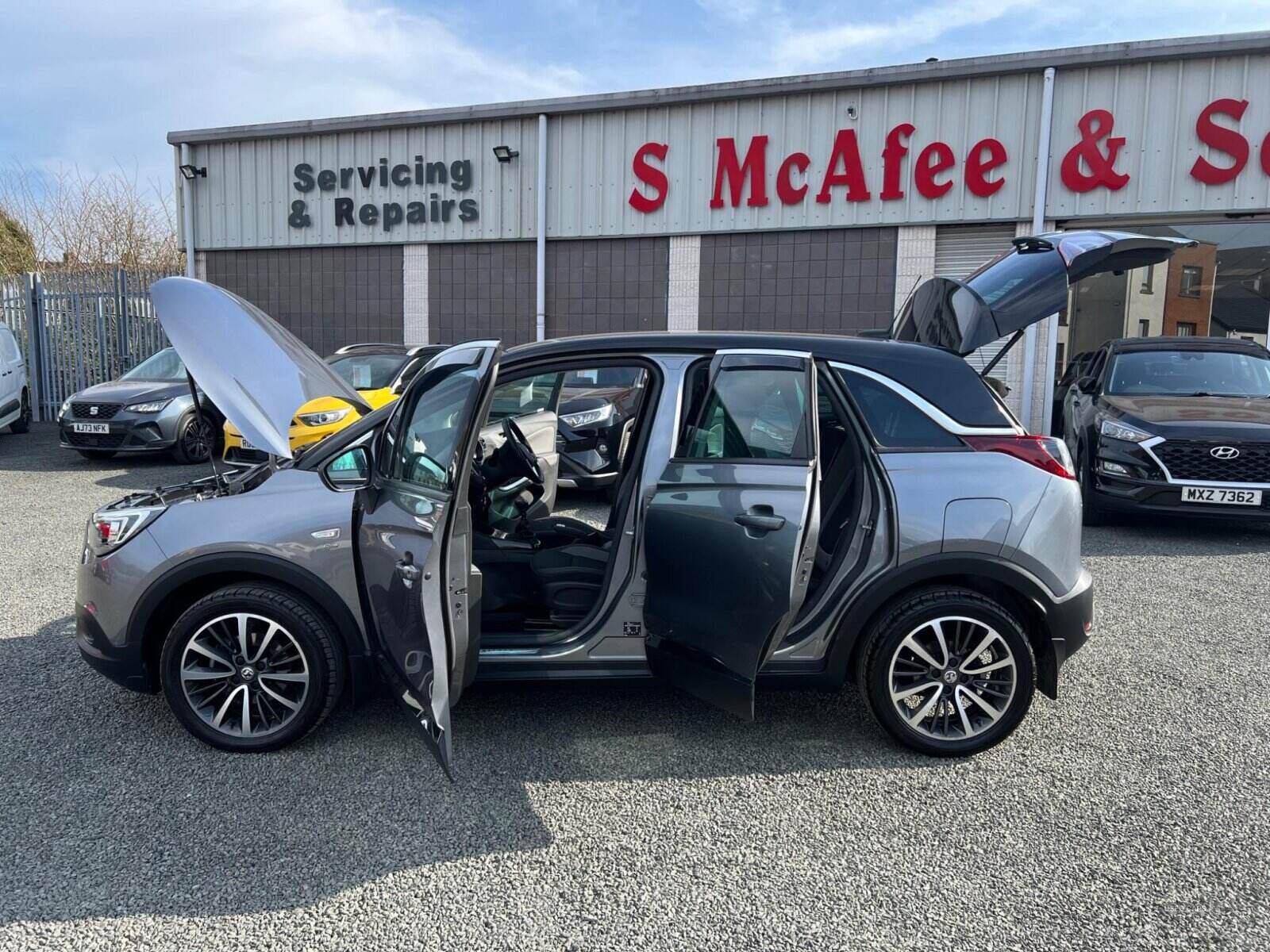 May 2018 Vauxhall Crossland X 1.6 Turbo D [120] Elite 5dr [Start Stop]