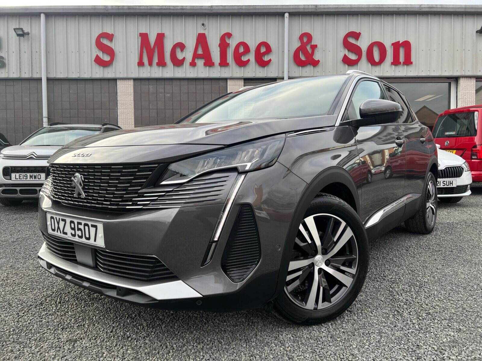 Apr 2021 Peugeot 3008 1.2 PureTech Allure Premium 5dr