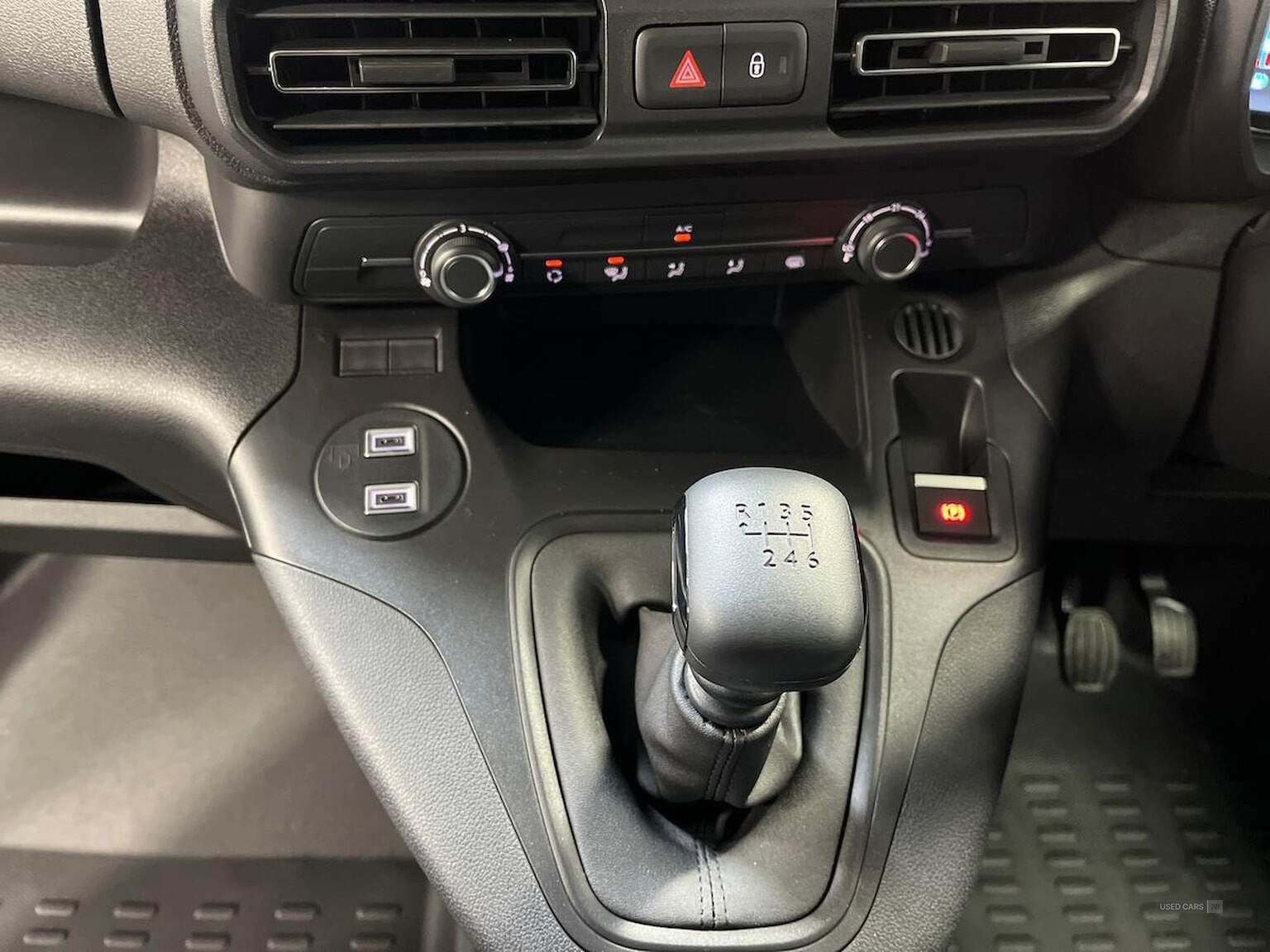 Dec 2024 Citroen Berlingo 1.5 Bluehdi 100Ps Van Enterprise
