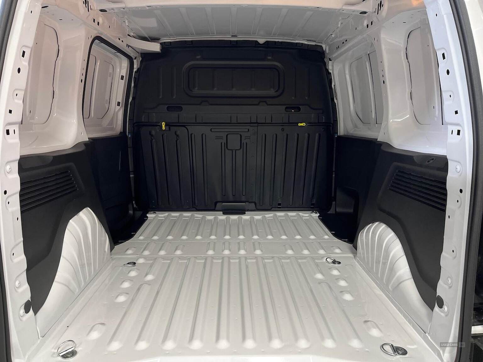 Dec 2024 Citroen Berlingo 1.5 Bluehdi 100Ps Van Enterprise