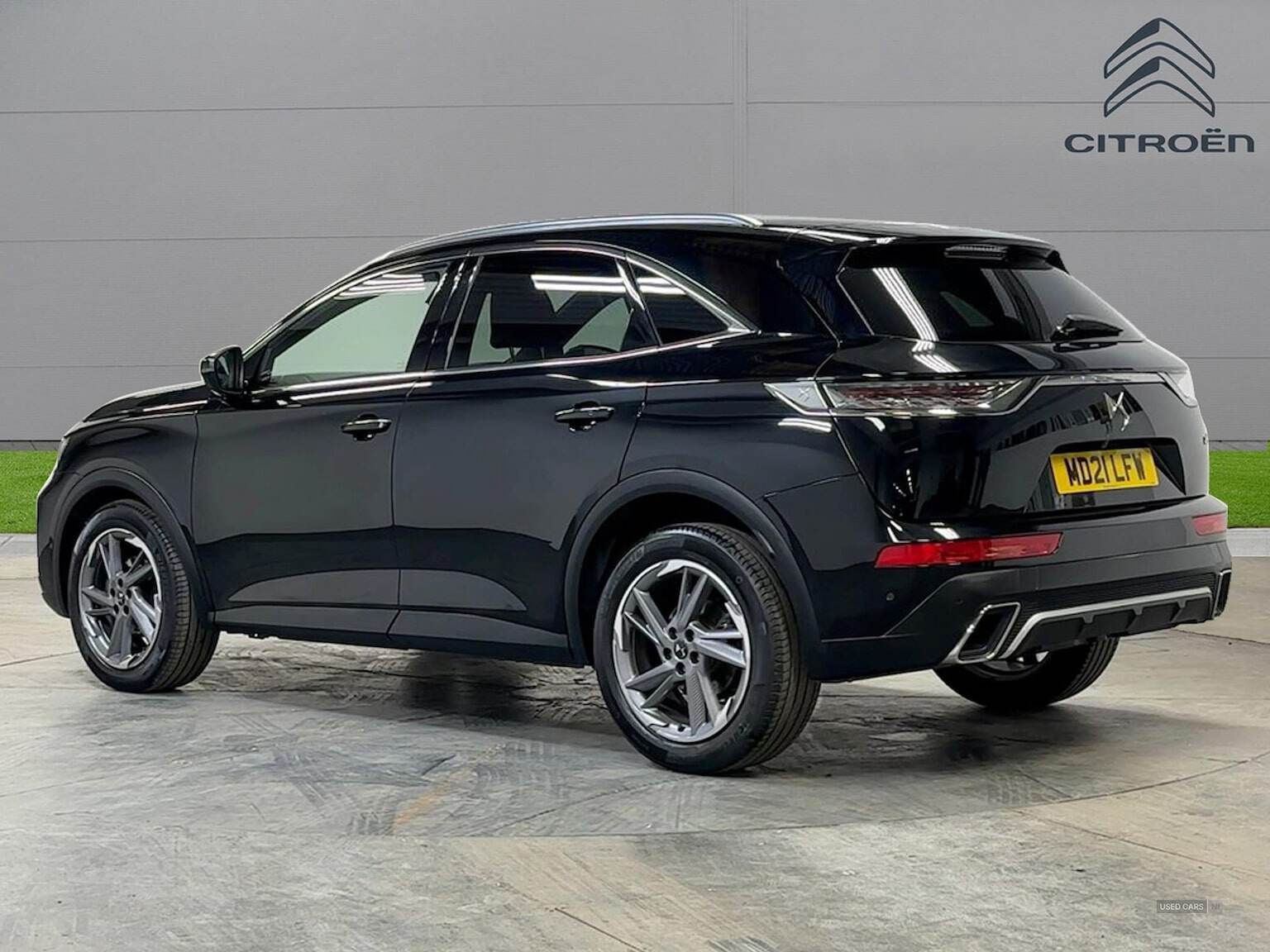 Jul 2021 DS DS7 2.0 Bluehdi Prestige 5Dr Eat8