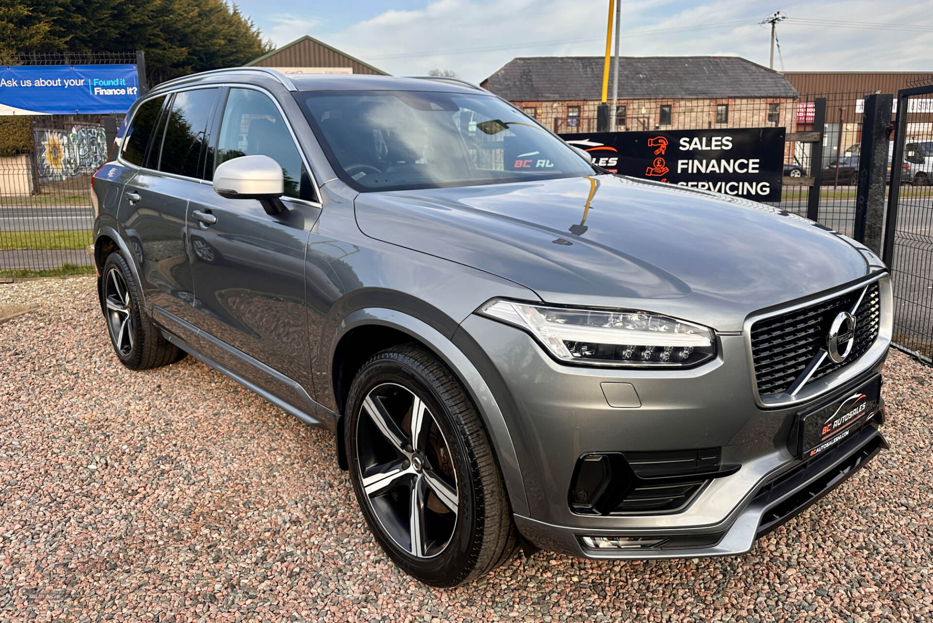 Mar 2017 Volvo XC90 2.0 D5 PowerPulse R DESIGN 5dr AWD Geartronic