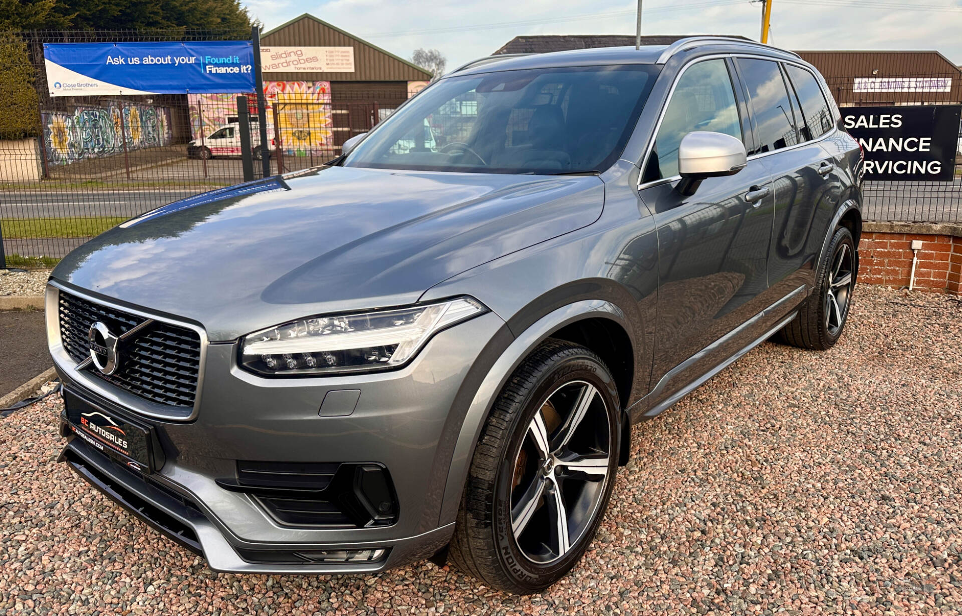 Mar 2017 Volvo XC90 2.0 D5 PowerPulse R DESIGN 5dr AWD Geartronic