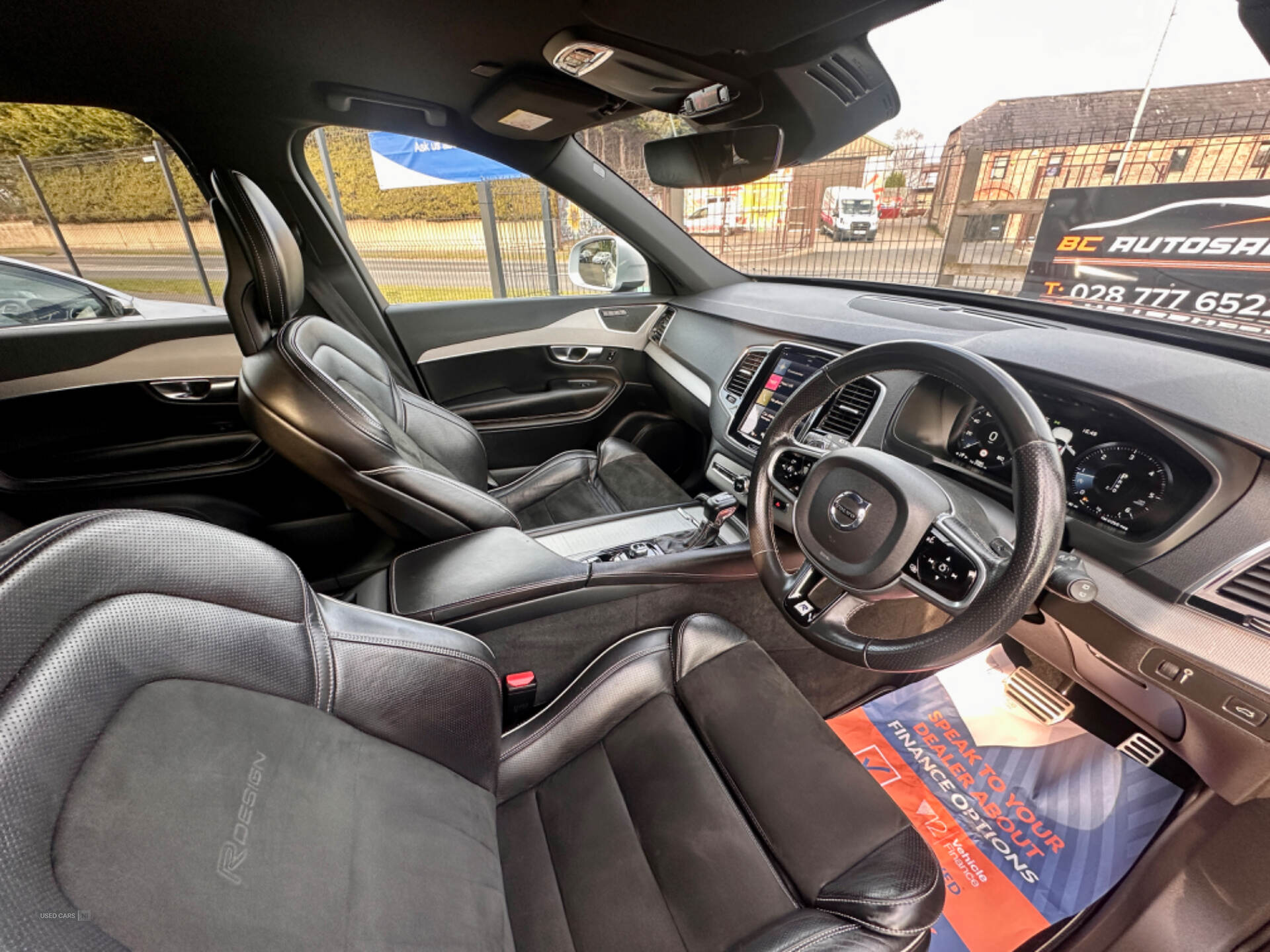 Mar 2017 Volvo XC90 2.0 D5 PowerPulse R DESIGN 5dr AWD Geartronic