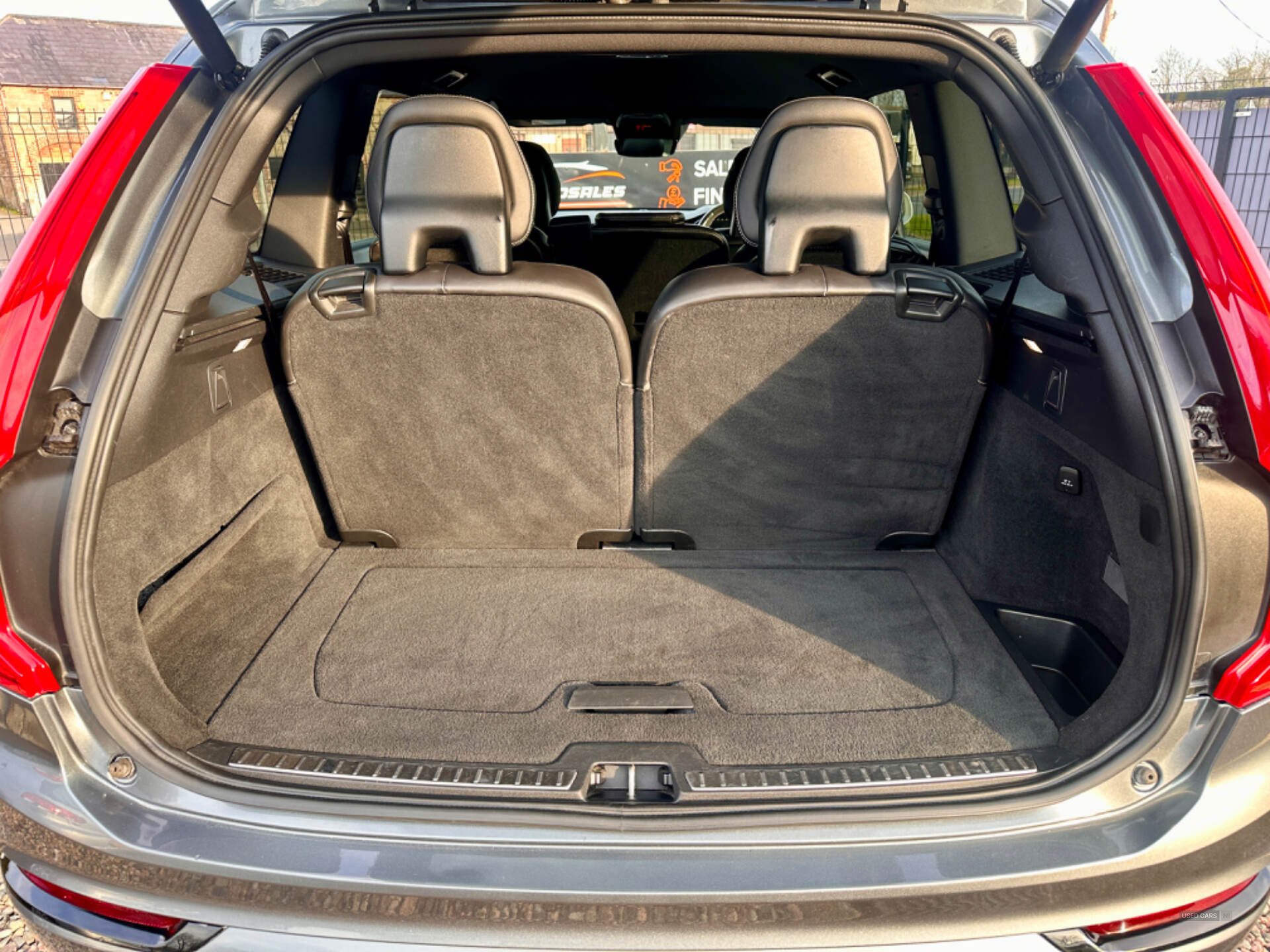 Mar 2017 Volvo XC90 2.0 D5 PowerPulse R DESIGN 5dr AWD Geartronic