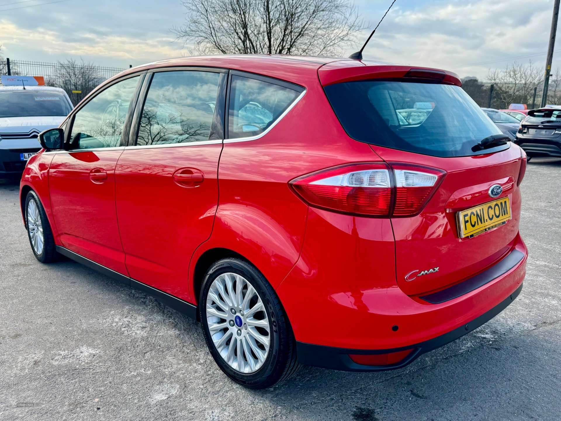Jan 2014 Ford C-max 1.6 TDCi Titanium 5dr