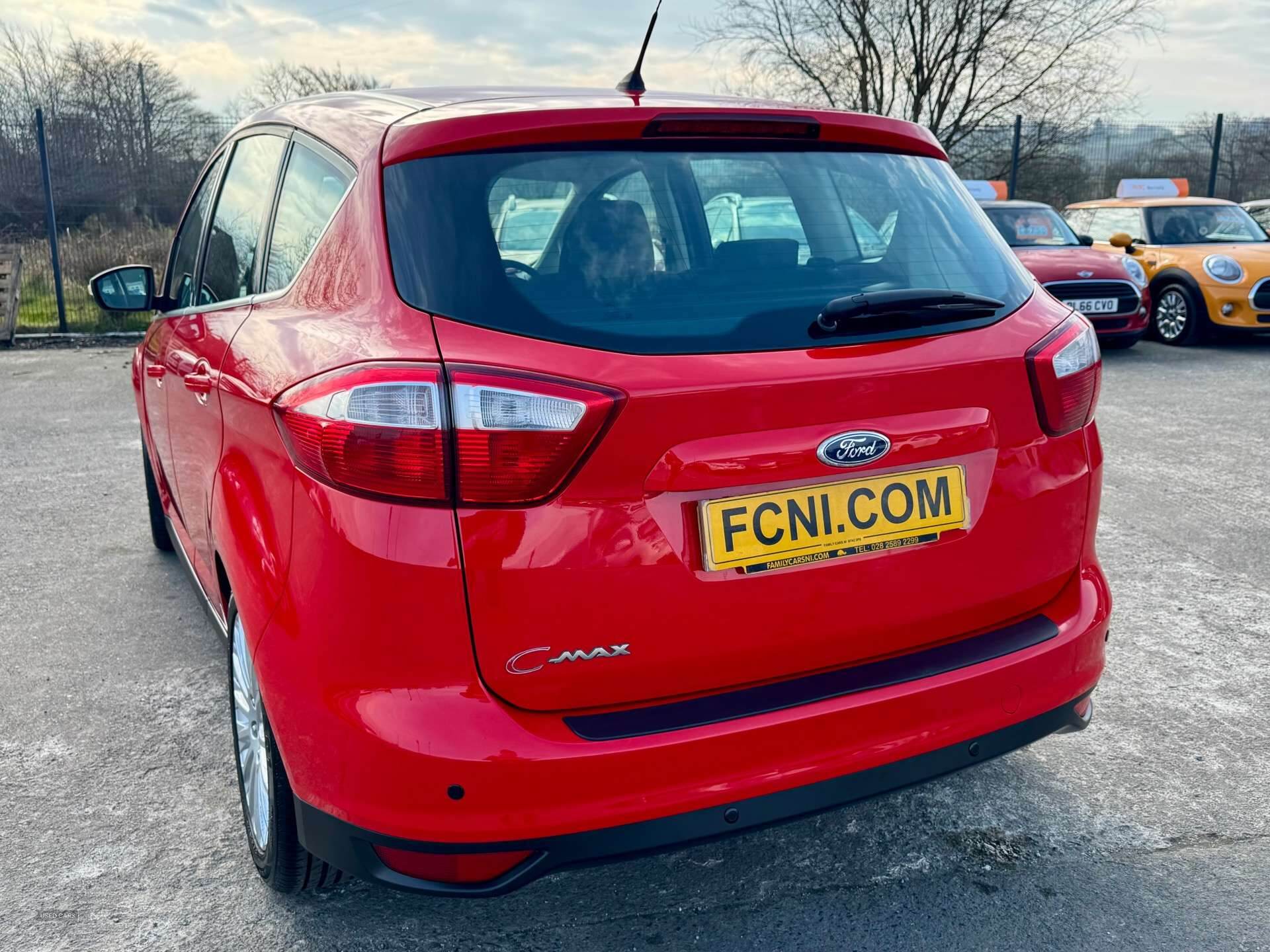 Jan 2014 Ford C-max 1.6 TDCi Titanium 5dr