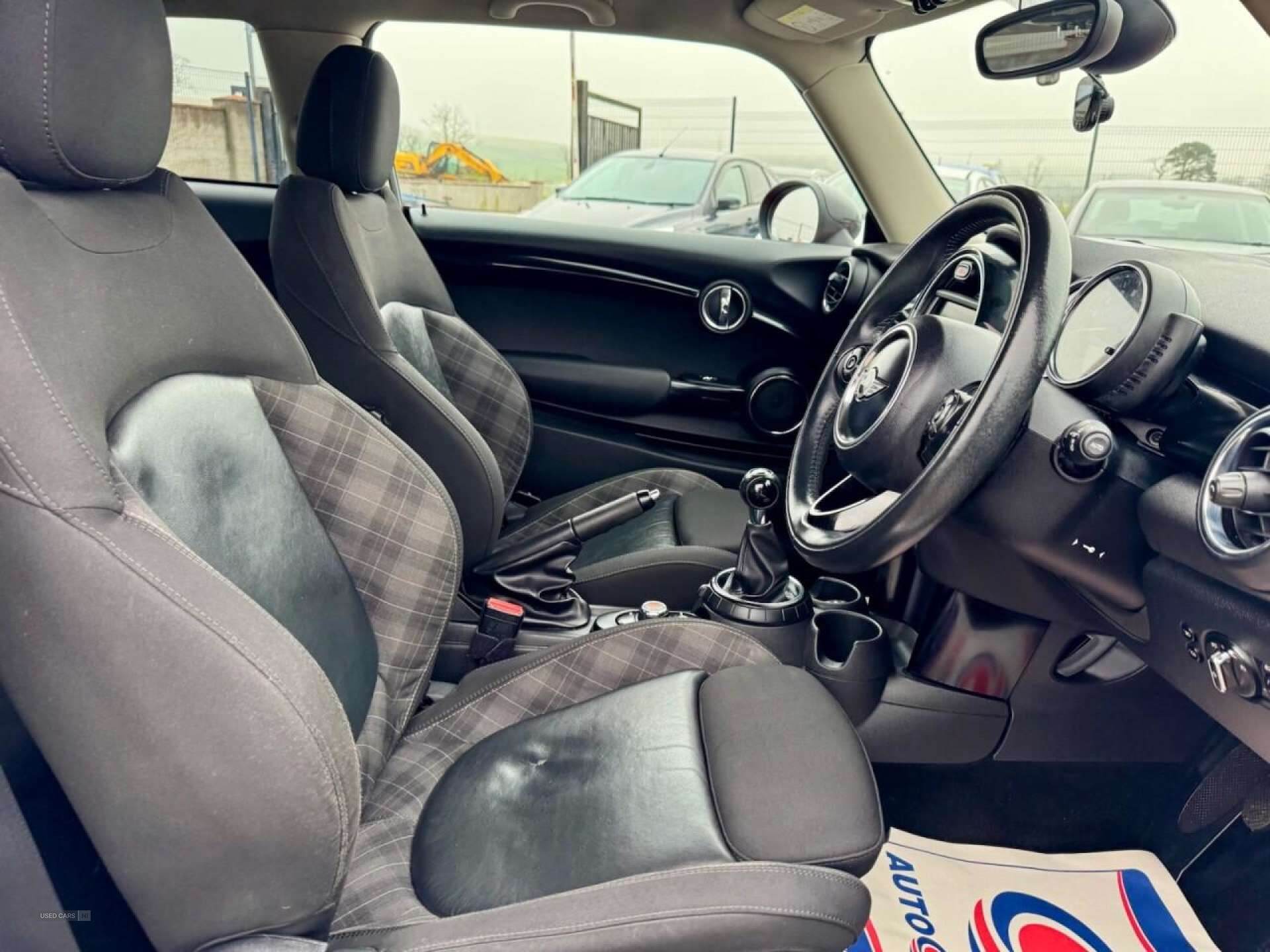 Oct 2016 MINI Hatch 1.5 Cooper D 3dr
