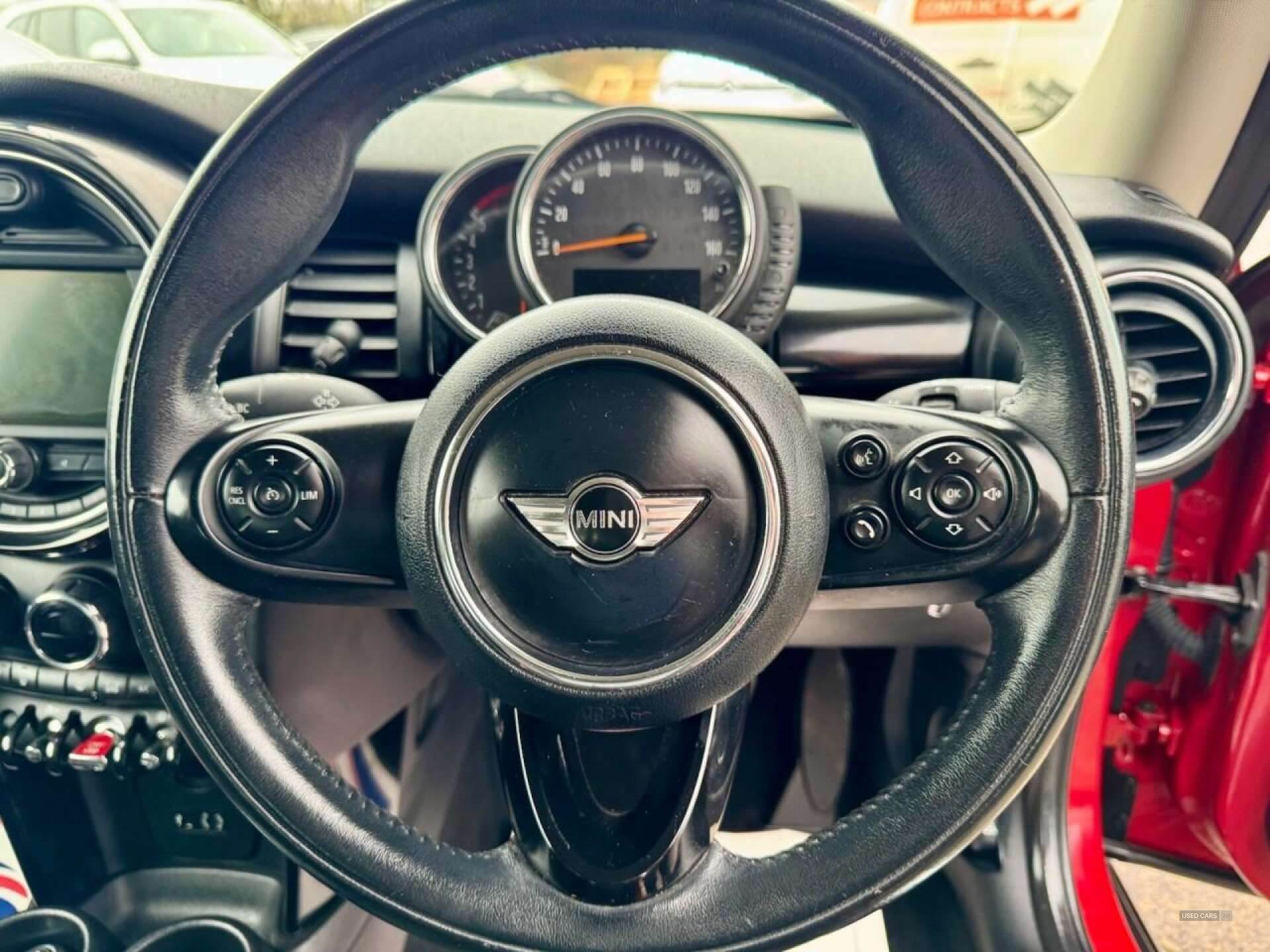 Oct 2016 MINI Hatch 1.5 Cooper D 3dr
