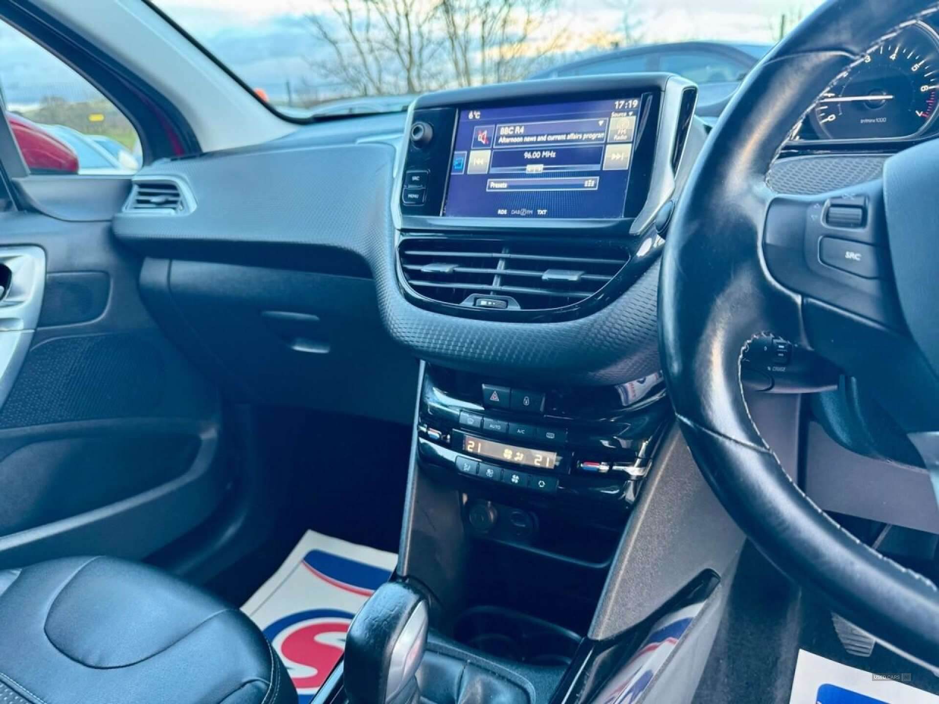 Mar 2017 Peugeot 2008 1.2 PureTech Allure 5dr