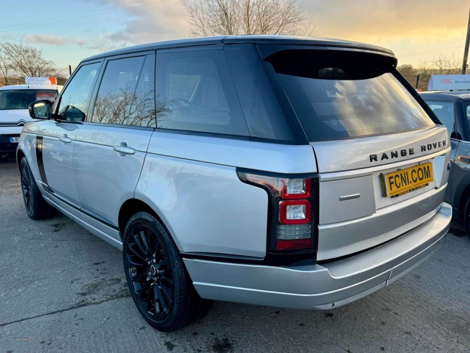 Jun 2013 Land Rover Range Rover 4.4 SDV8 Autobiography 4dr Auto
