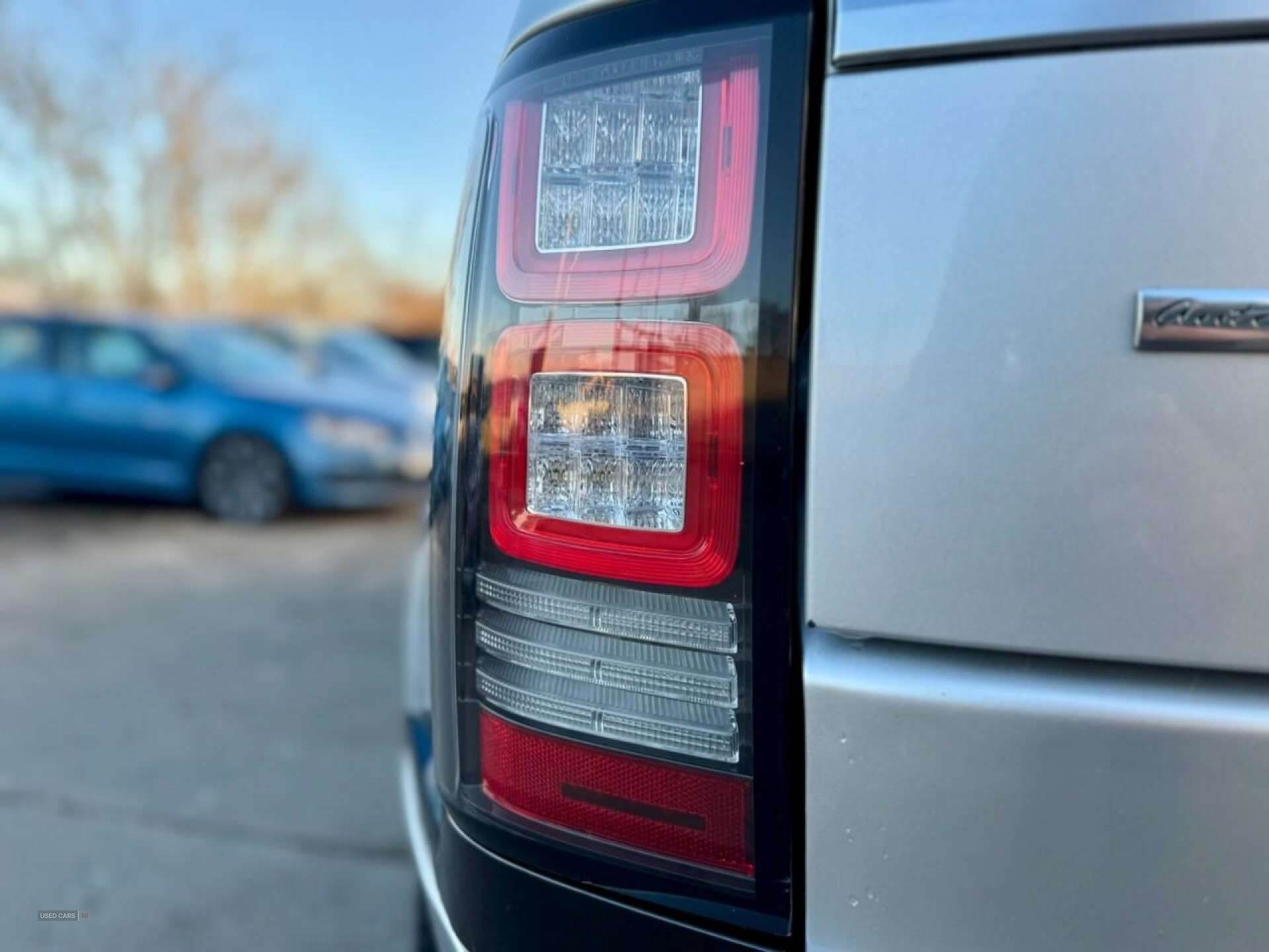 Jun 2013 Land Rover Range Rover 4.4 SDV8 Autobiography 4dr Auto