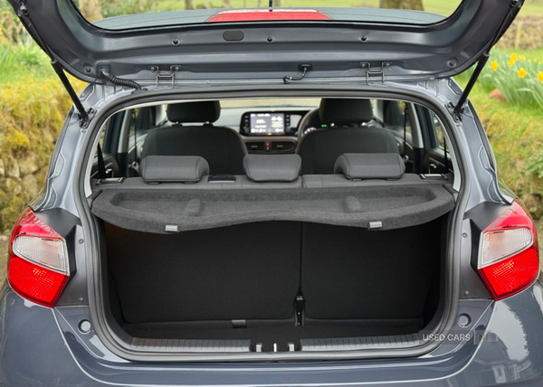 Hyundai i10 HATCHBACK in Antrim