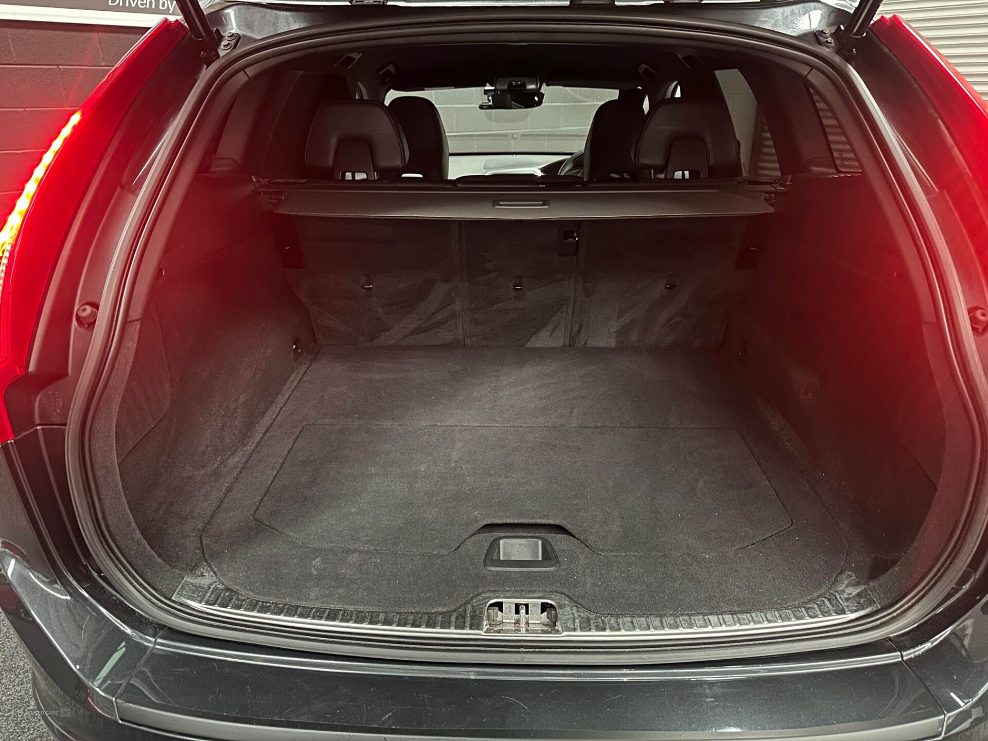 Mar 2017 Volvo XC60 D4 [190] R DESIGN Lux Nav 5dr AWD Geartronic