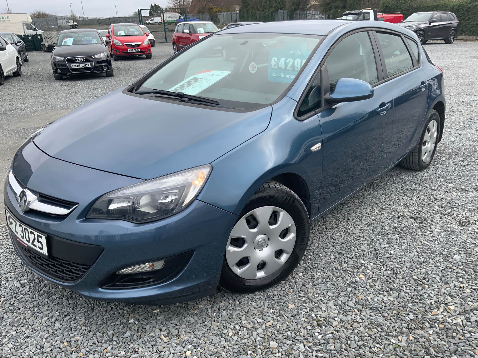 Apr 2013 Vauxhall Astra 1.7 CDTi 16V ecoFLEX ES 5dr [Start Stop]