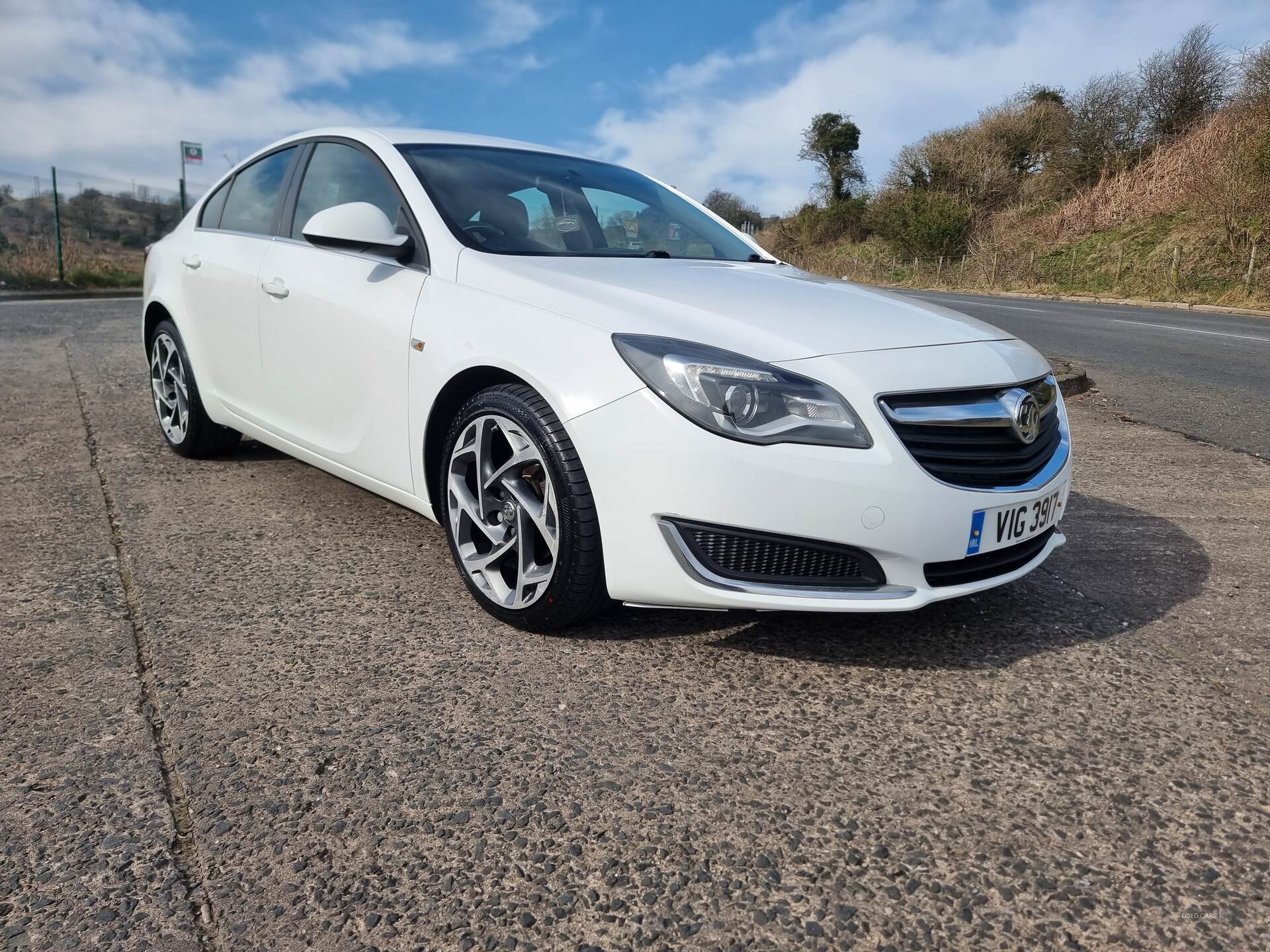 May 2015 Vauxhall Insignia 2.0 CDTi Design Nav 5dr Auto