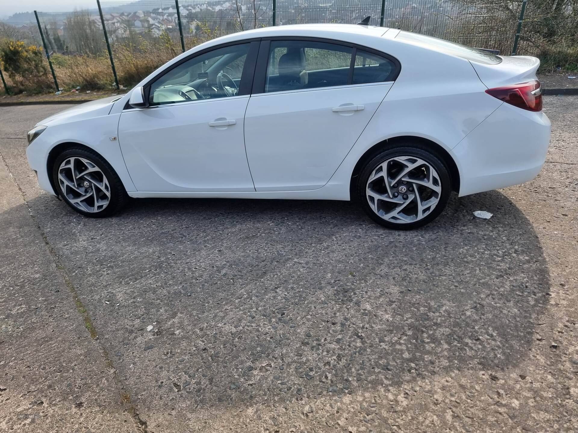 May 2015 Vauxhall Insignia 2.0 CDTi Design Nav 5dr Auto