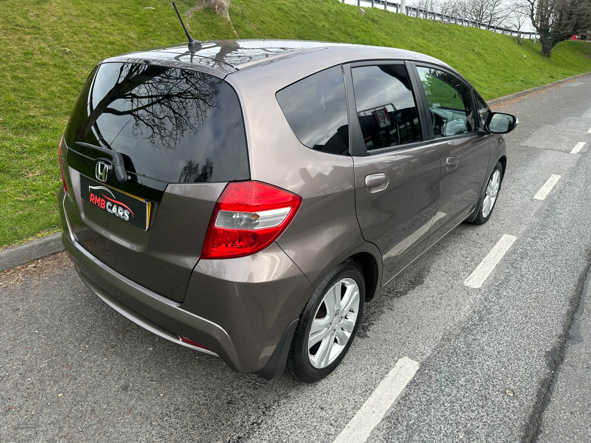 Dec 2014 Honda Jazz 1.4 i-VTEC ES Plus 5dr