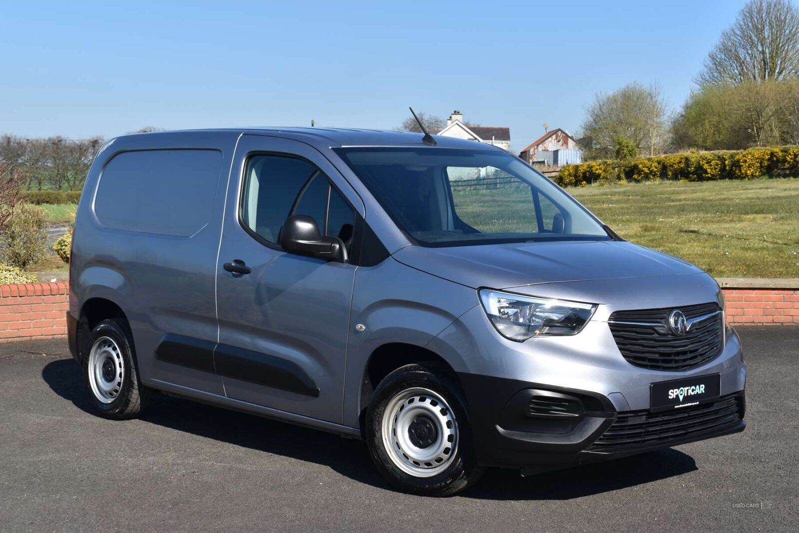 Aug 2022 Vauxhall Combo 2000 1.5 Turbo D 100ps H1 Dynamic Van