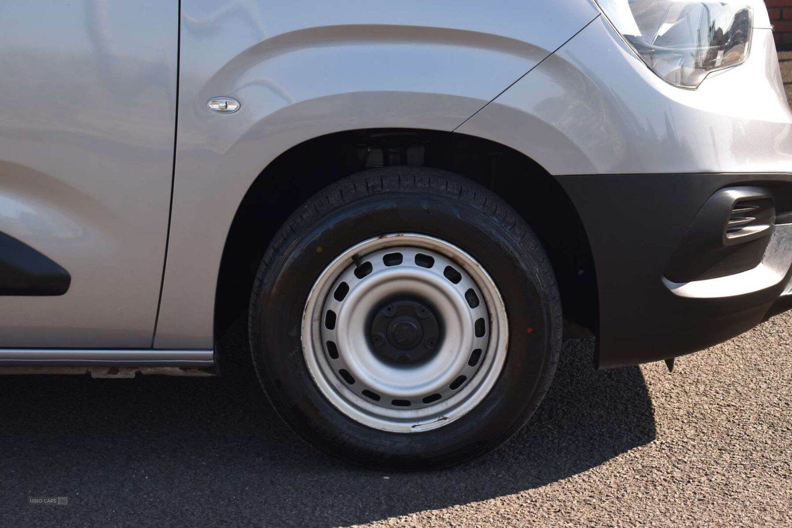 Aug 2022 Vauxhall Combo 2000 1.5 Turbo D 100ps H1 Dynamic Van