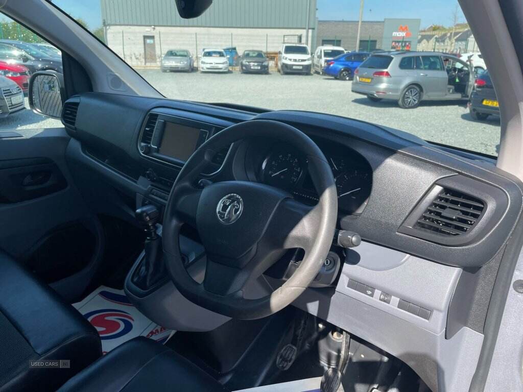 Nov 2019 Vauxhall Vivaro 2900 1.5d 100PS Dynamic H1 Van
