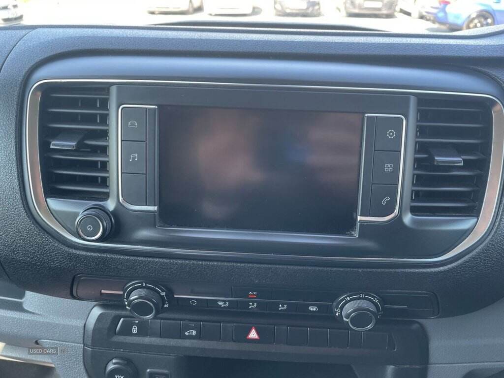 Nov 2019 Vauxhall Vivaro 2900 1.5d 100PS Dynamic H1 Van