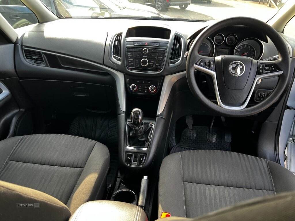 2016 Vauxhall Zafira Tourer 1.4i Turbo Design MPV 5dr Petrol Manual Euro 6 (140 ps)