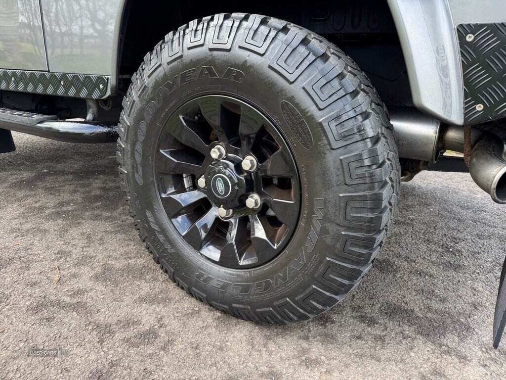 May 2008 Land Rover Defender XS Station Wagon TDCi