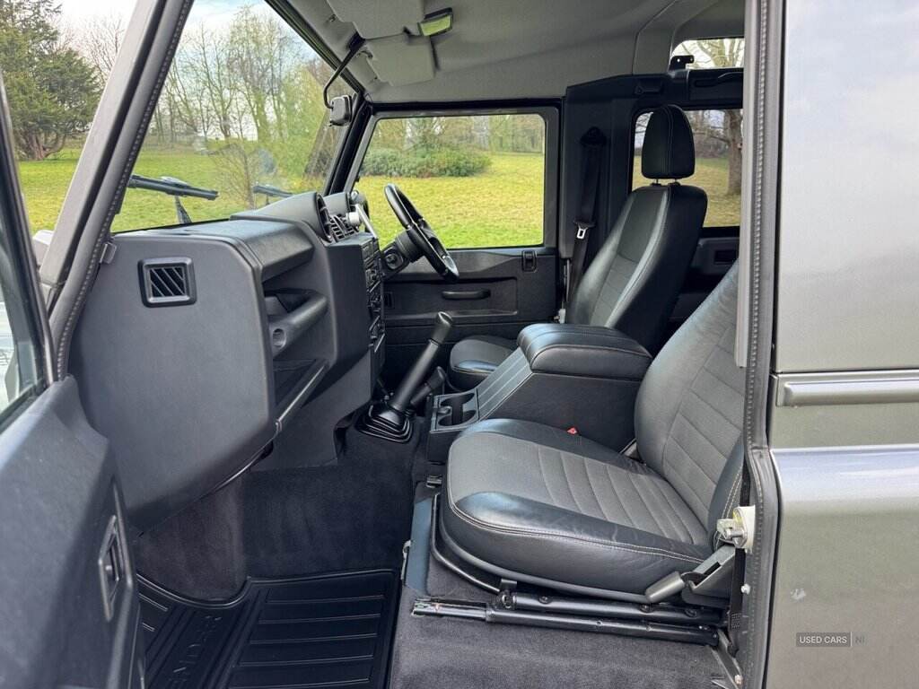 May 2008 Land Rover Defender XS Station Wagon TDCi