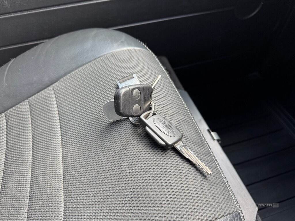 May 2008 Land Rover Defender XS Station Wagon TDCi