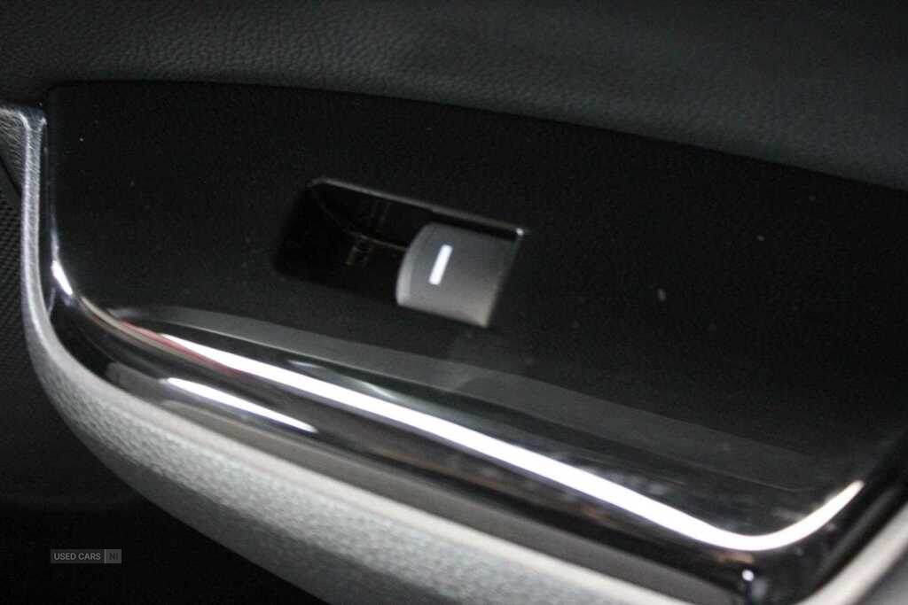Nov 2019 Honda CR-V 2.0 i-MMD Hybrid SR 2WD 5dr eCVT