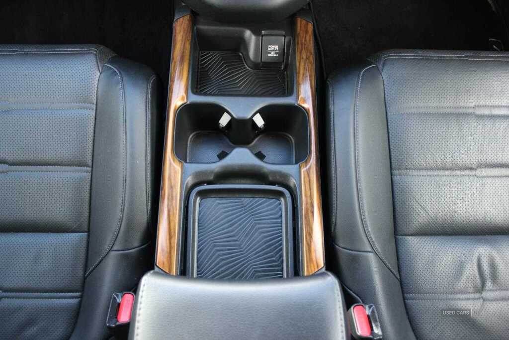 Nov 2019 Honda CR-V 2.0 i-MMD Hybrid SR 2WD 5dr eCVT