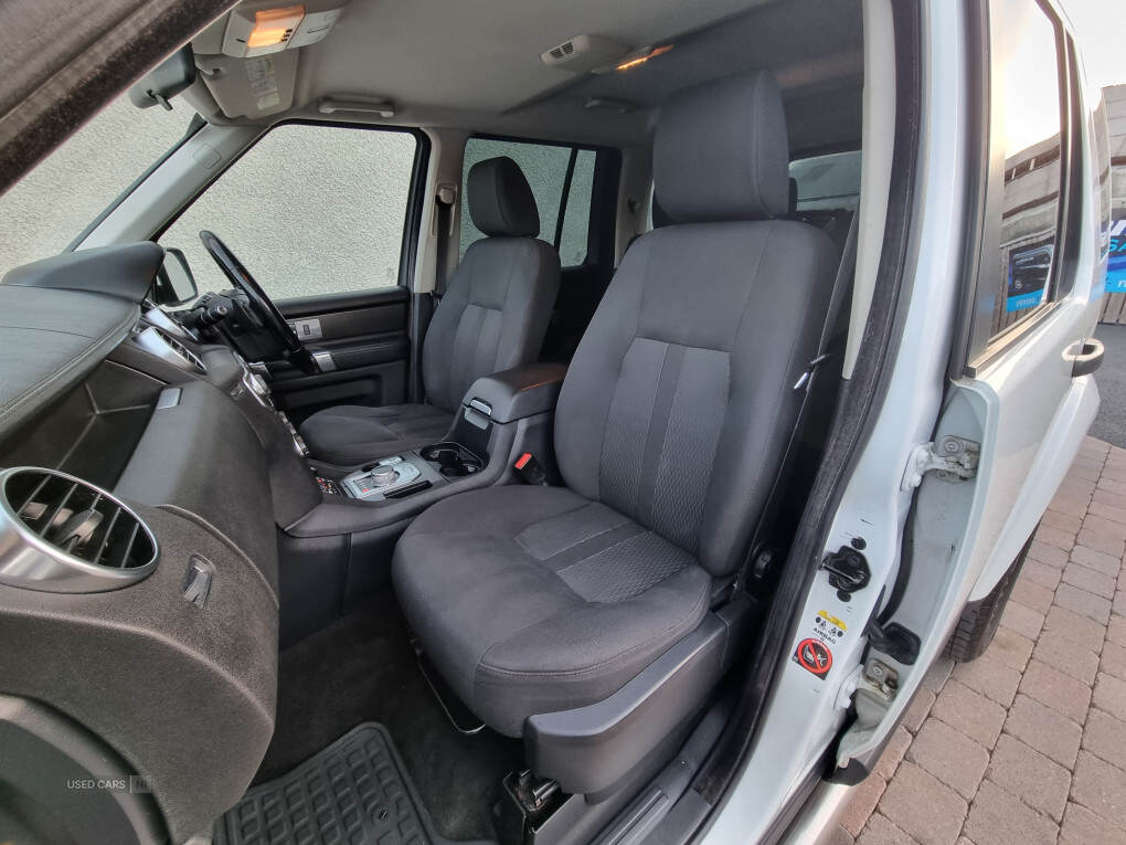 Sep 2012 Land Rover Discovery 3.0 SDV6 255 GS 5dr Auto