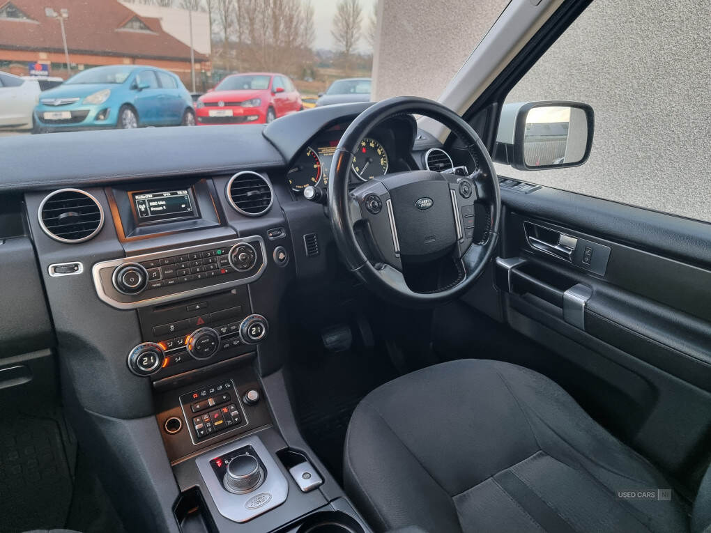 Sep 2012 Land Rover Discovery 3.0 SDV6 255 GS 5dr Auto