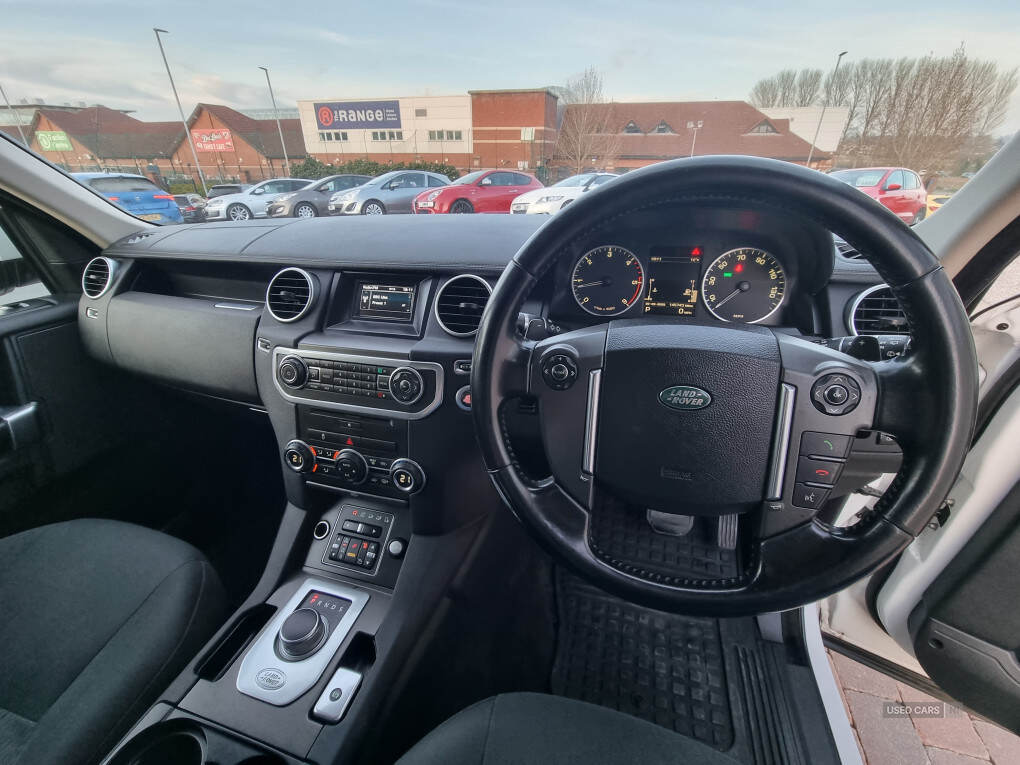 Sep 2012 Land Rover Discovery 3.0 SDV6 255 GS 5dr Auto