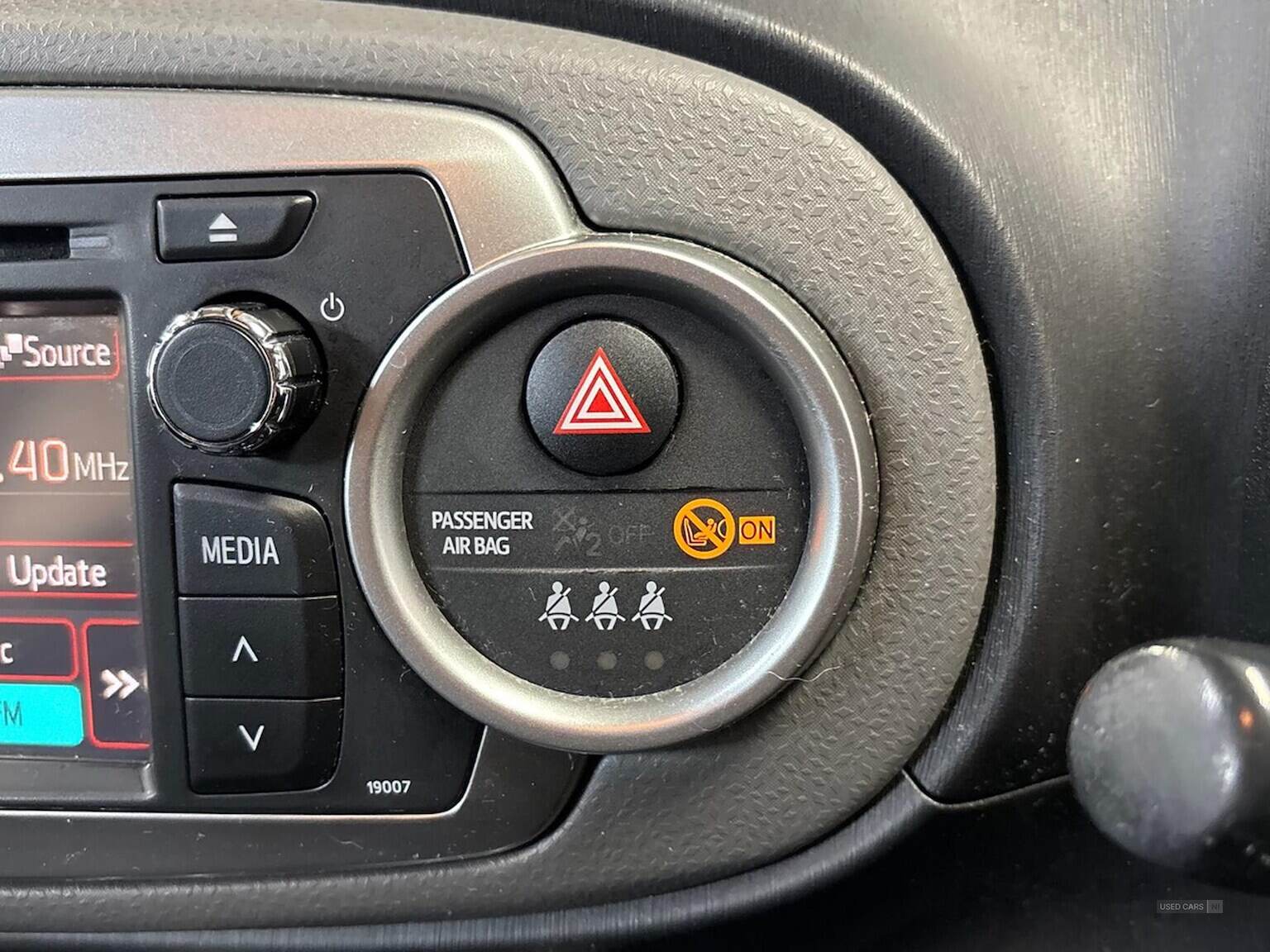 Apr 2013 Toyota Yaris 1.0 Vvt-I Tr 5Dr