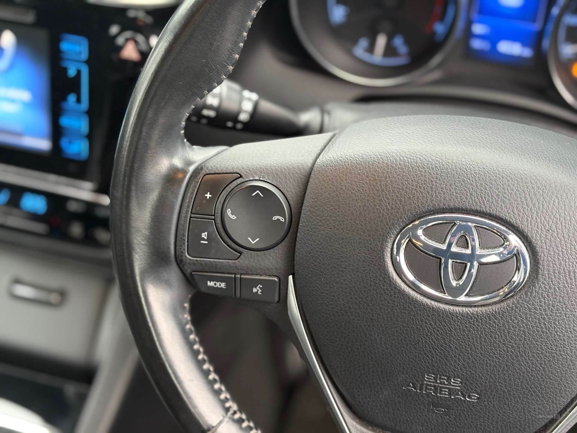 Sep 2016 Toyota Auris 1.6 D-4D Business Edition TSS 5dr