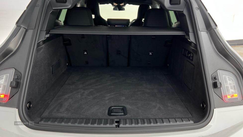 Feb 2024 BMW iX 240kW xDrive40 M Sport 76.6kWh 5dr Auto
