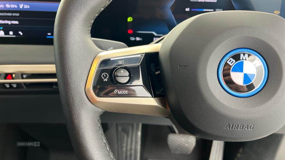Feb 2024 BMW iX 240kW xDrive40 M Sport 76.6kWh 5dr Auto