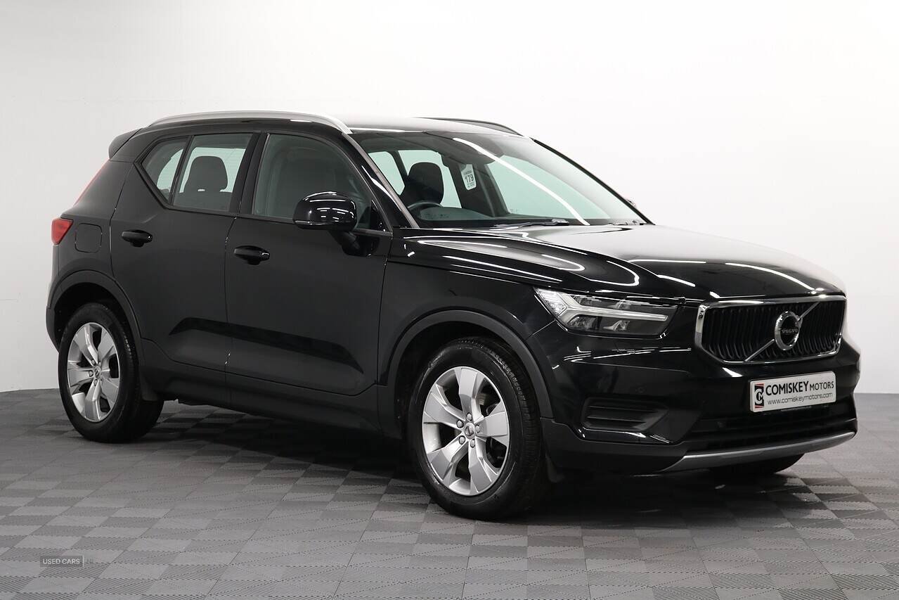 Jul 2020 Volvo XC40 2.0 D3 Momentum 5dr Geartronic