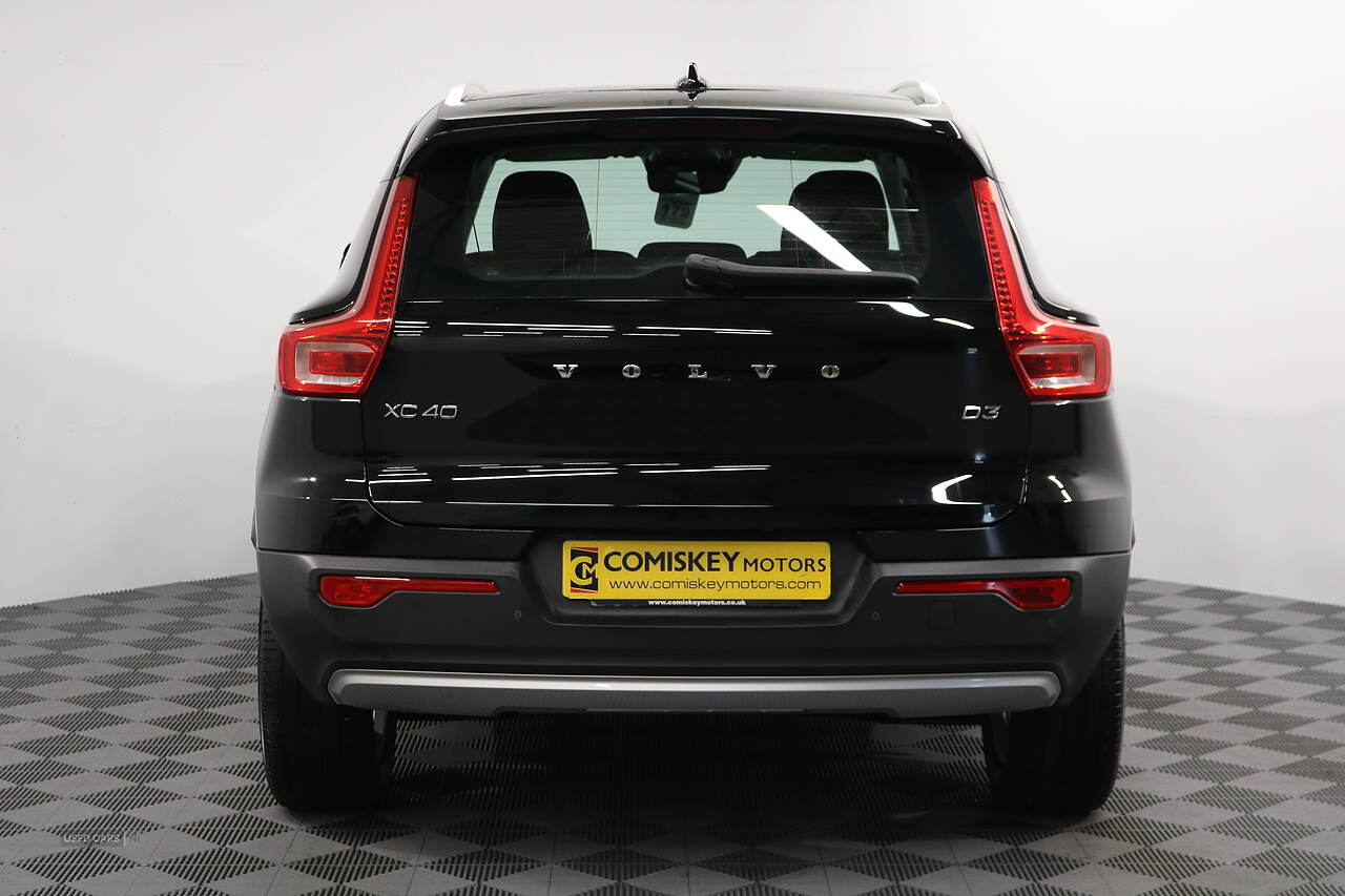 Jul 2020 Volvo XC40 2.0 D3 Momentum 5dr Geartronic