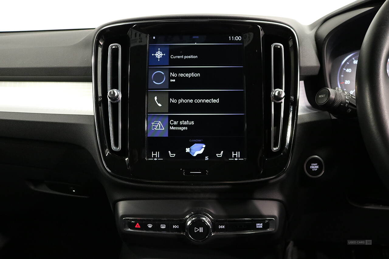 Jul 2020 Volvo XC40 2.0 D3 Momentum 5dr Geartronic