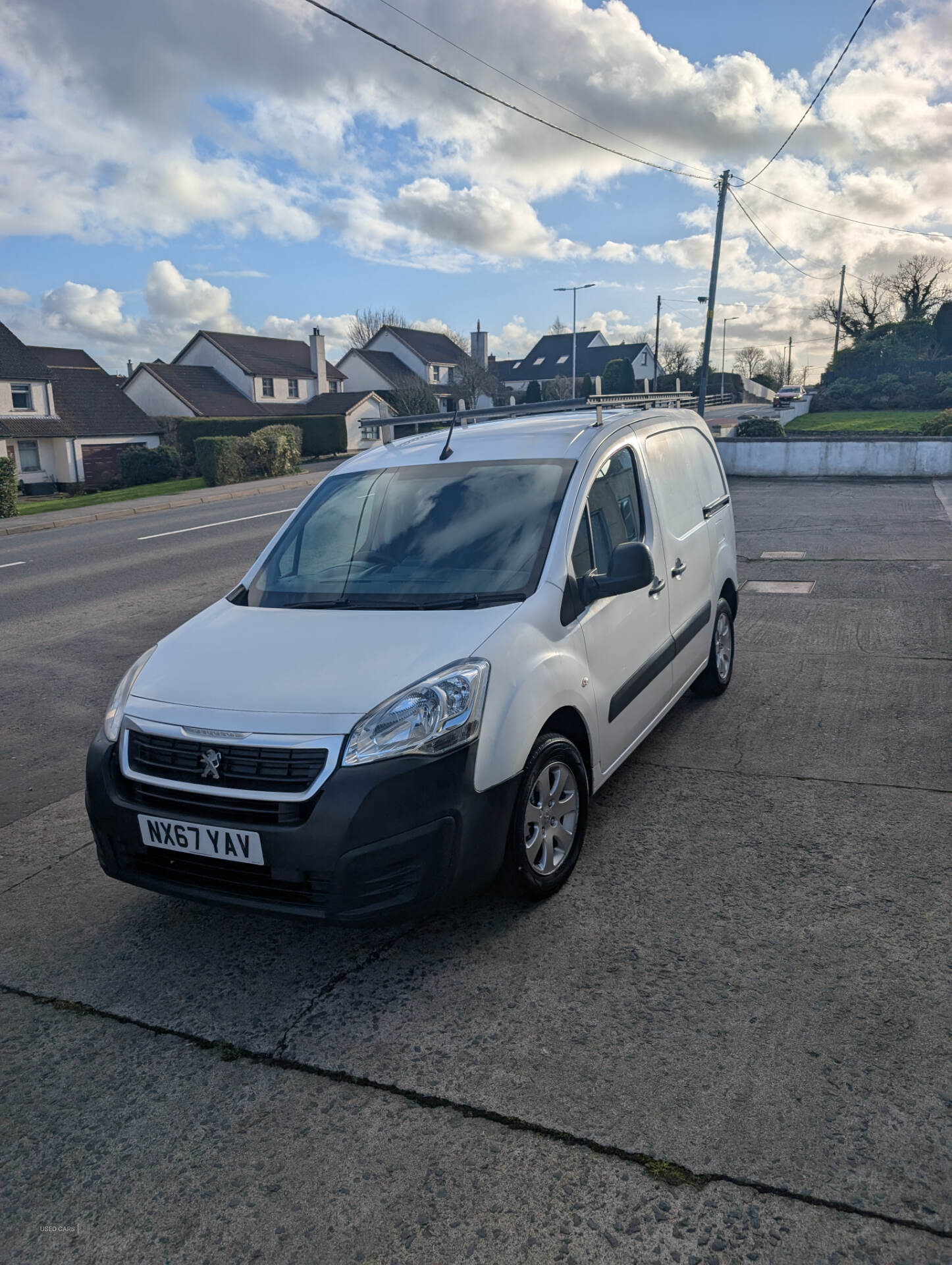 Sep 2017 Peugeot Partner 850 1.6 BlueHDi 100 Professional Van [non SS]